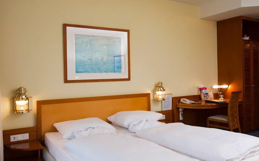 Wyndham Stralsund Hansedom Екстериор снимка