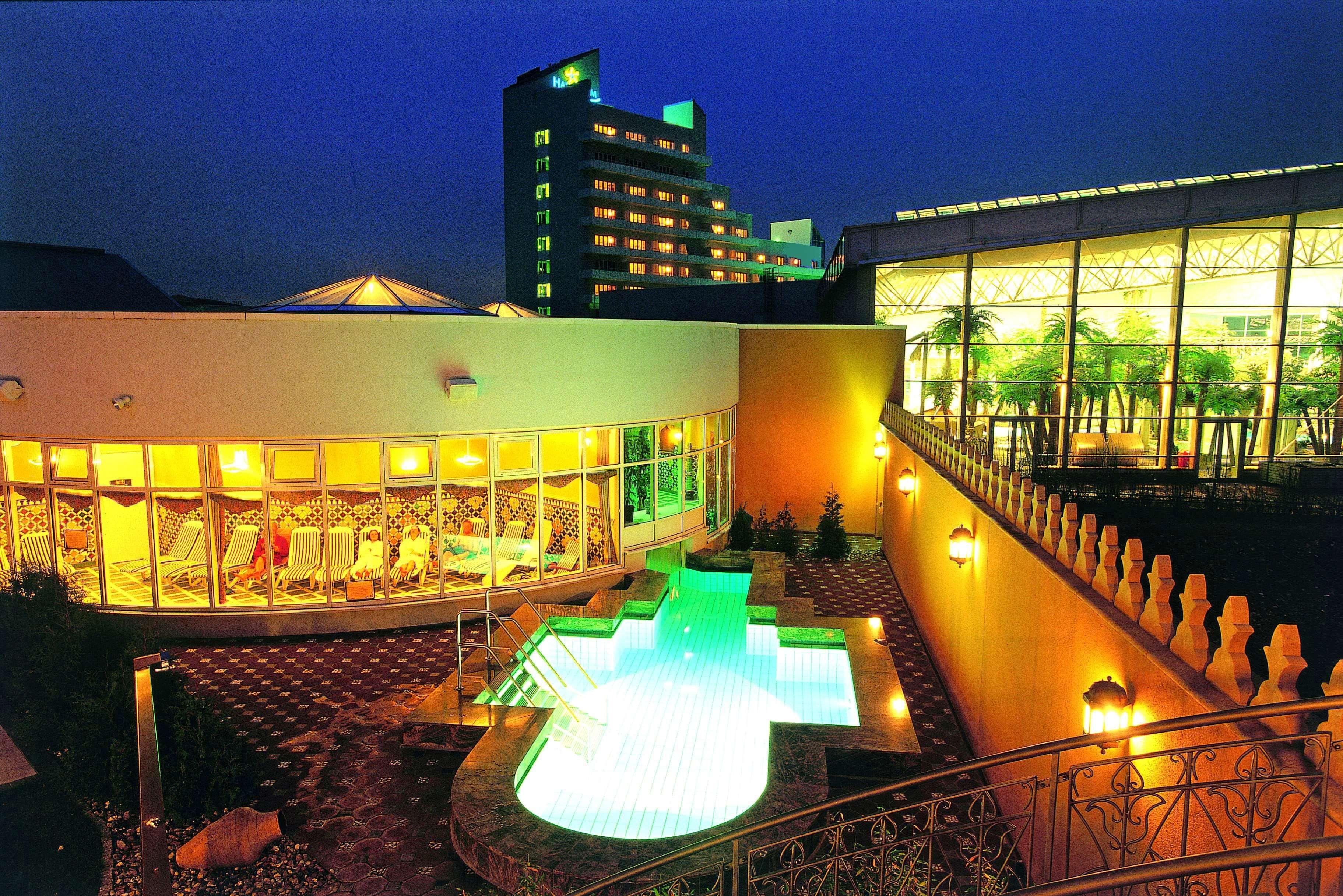 Wyndham Stralsund Hansedom Екстериор снимка