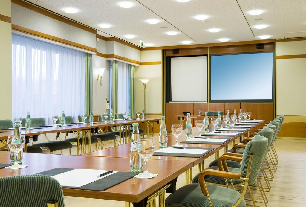 Wyndham Stralsund Hansedom Бизнес снимка